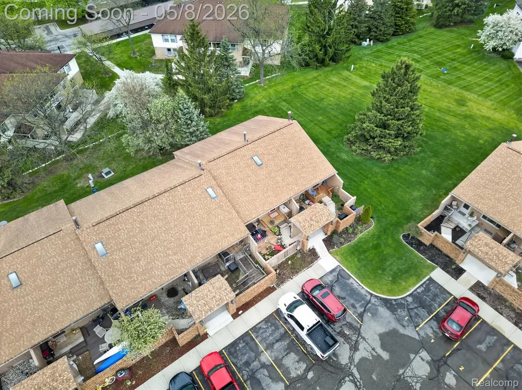 25381 Potomac Drive South Lyon City MI 48178