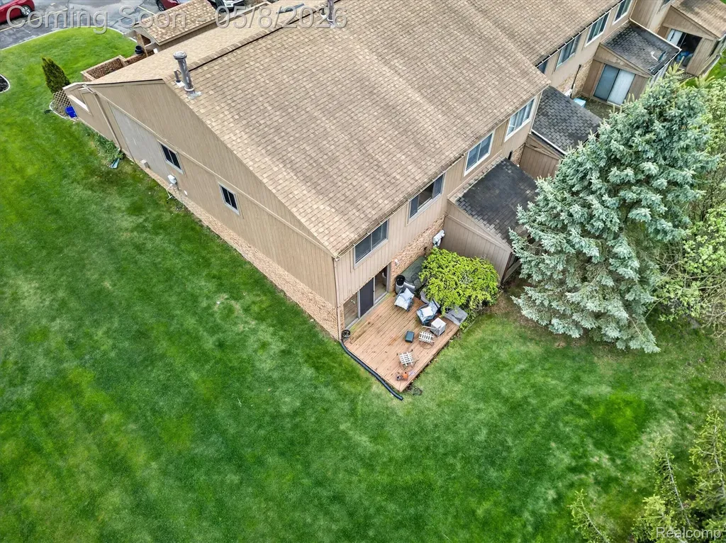 25381 Potomac Drive South Lyon City MI 48178