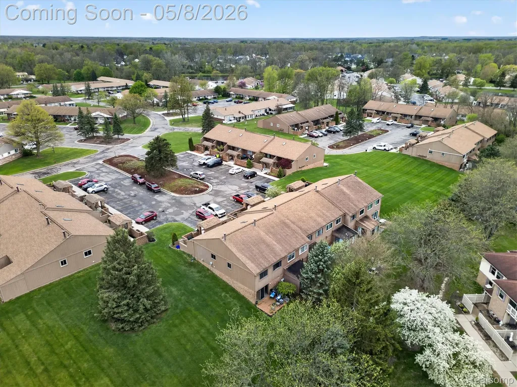 25381 Potomac Drive South Lyon City MI 48178