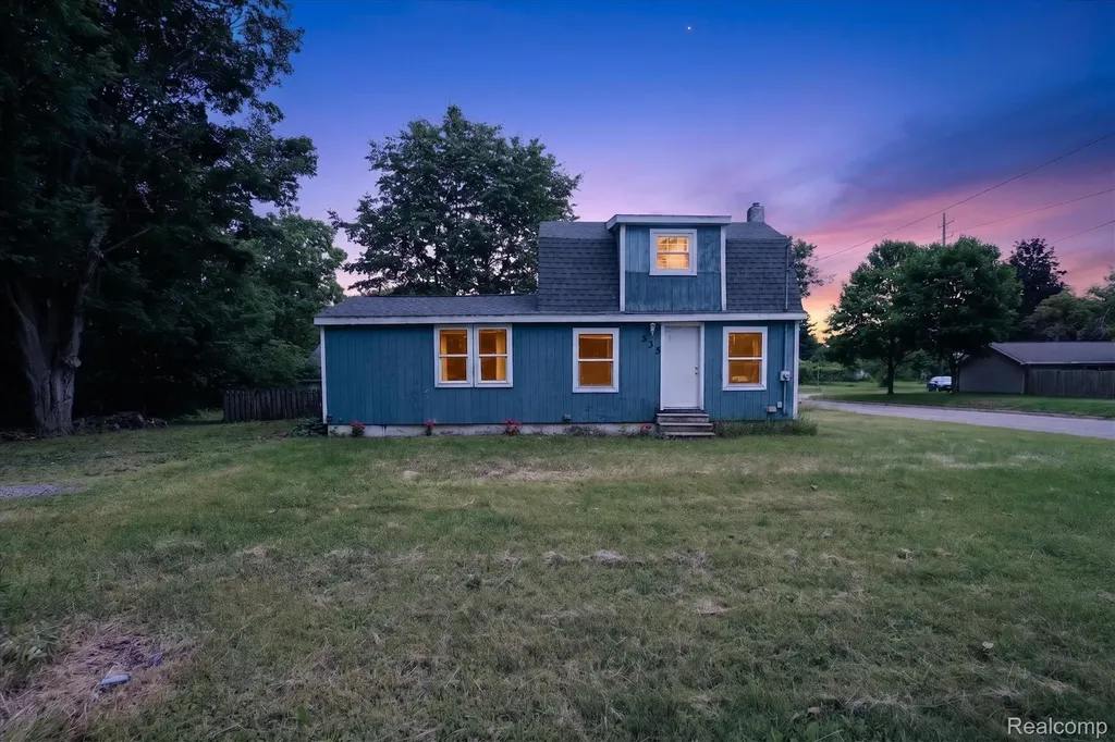 535 E Hubble Street Hastings City MI 49058