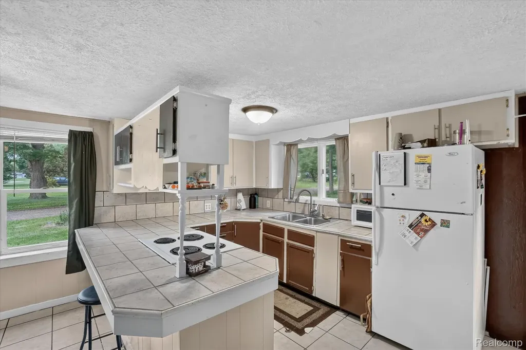 535 E Hubble Street Hastings City MI 49058