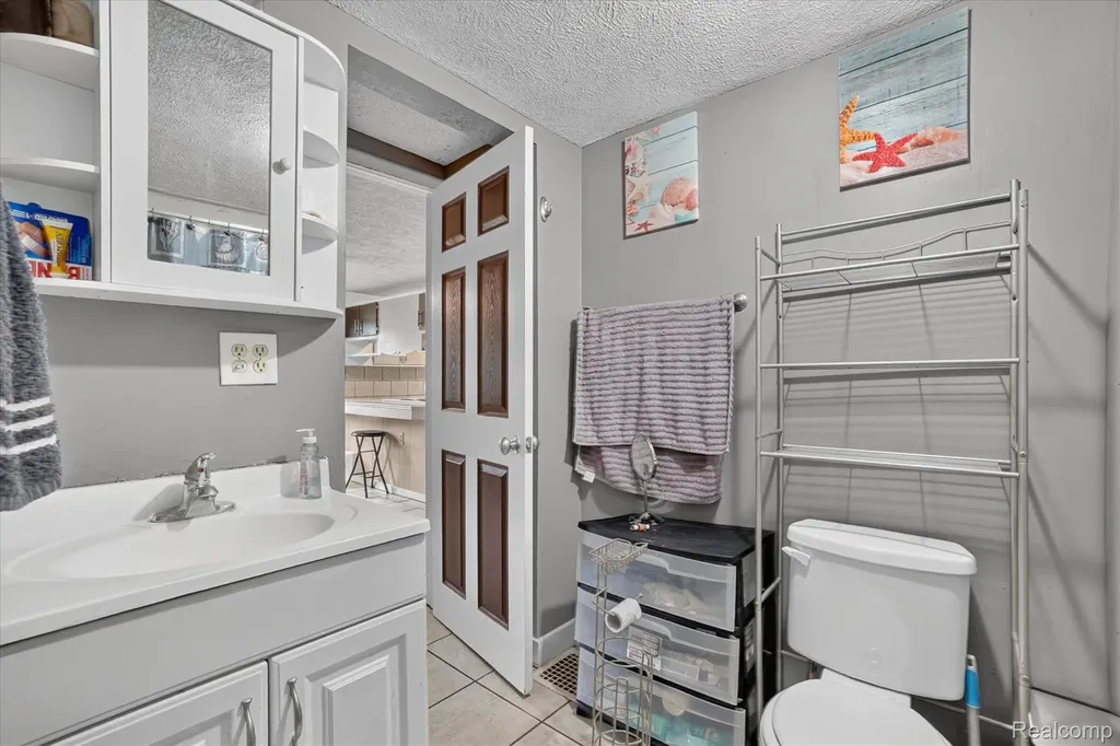 535 E Hubble Street Hastings City MI 49058