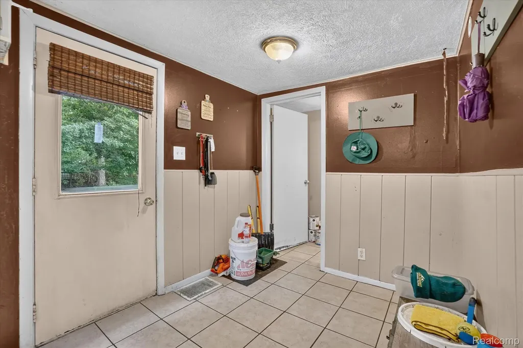 535 E Hubble Street Hastings City MI 49058