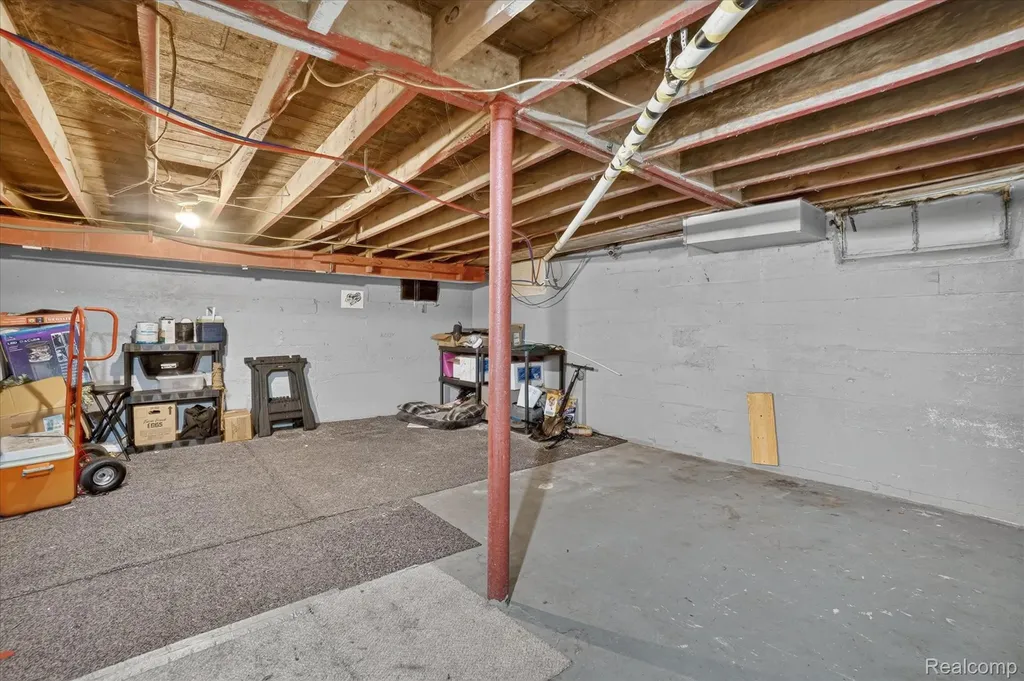 535 E Hubble Street Hastings City MI 49058