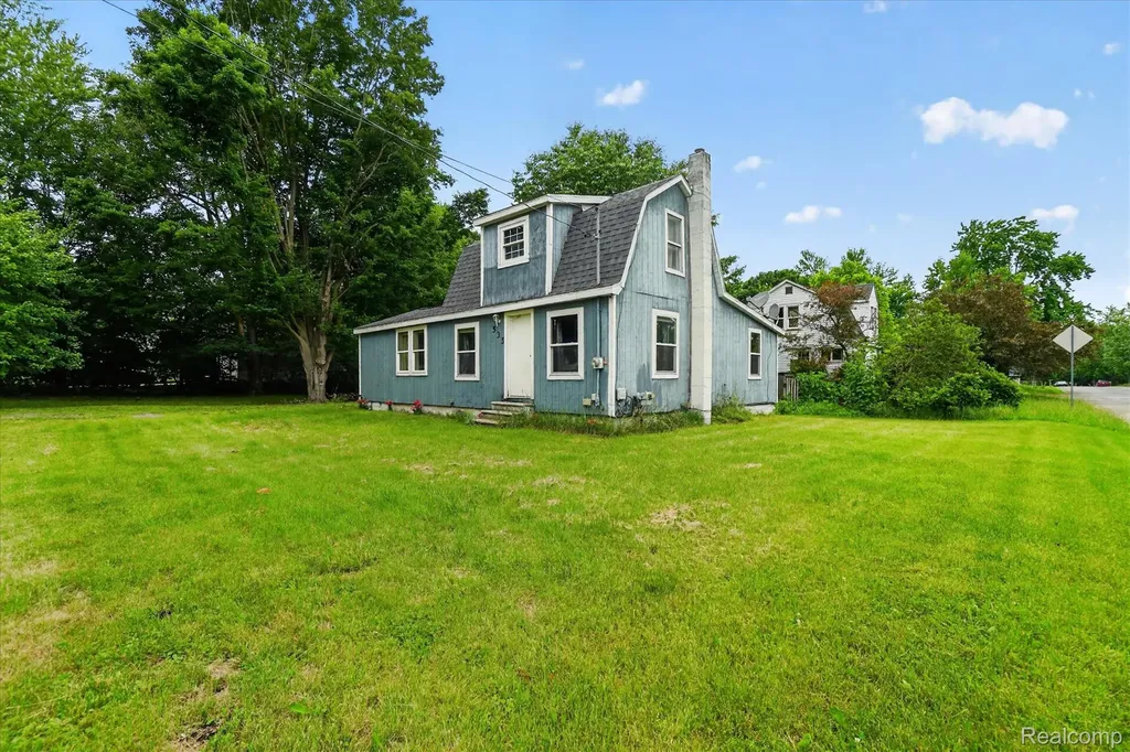 535 E Hubble Street Hastings City MI 49058