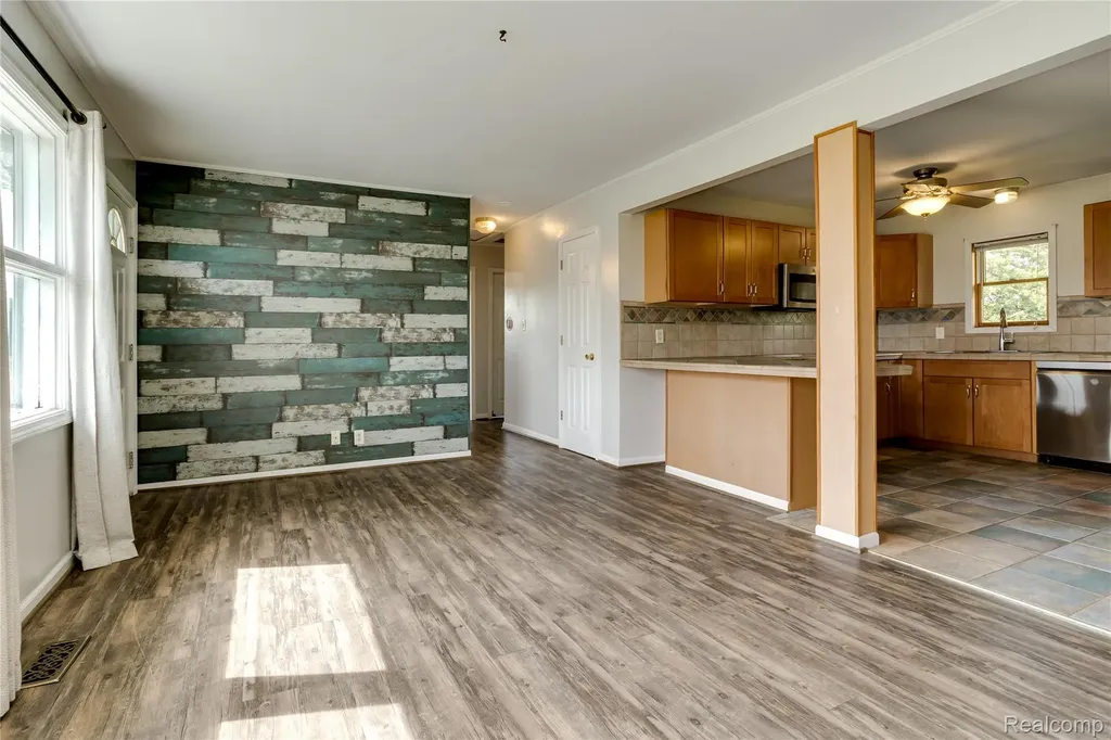 5410 Rushmore Pass Grand Blanc Charter Township MI 48439