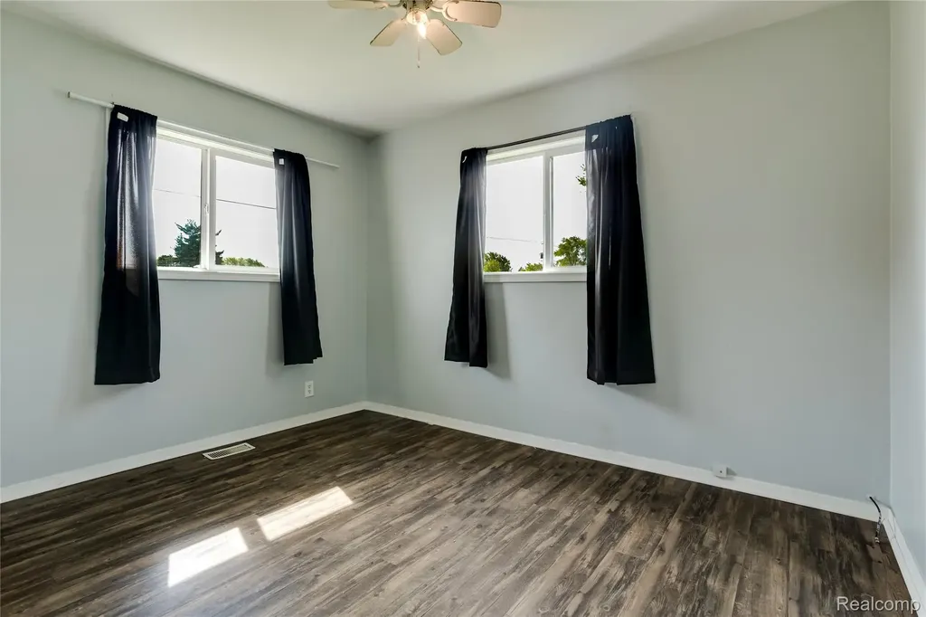 5410 Rushmore Pass Grand Blanc Charter Township MI 48439