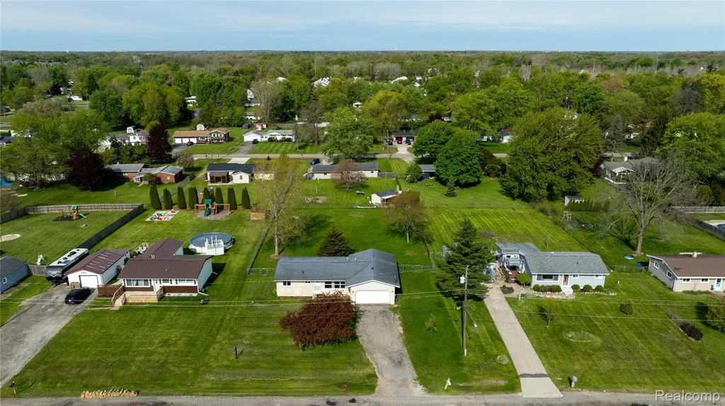 5410 Rushmore Pass Grand Blanc Charter Township MI 48439