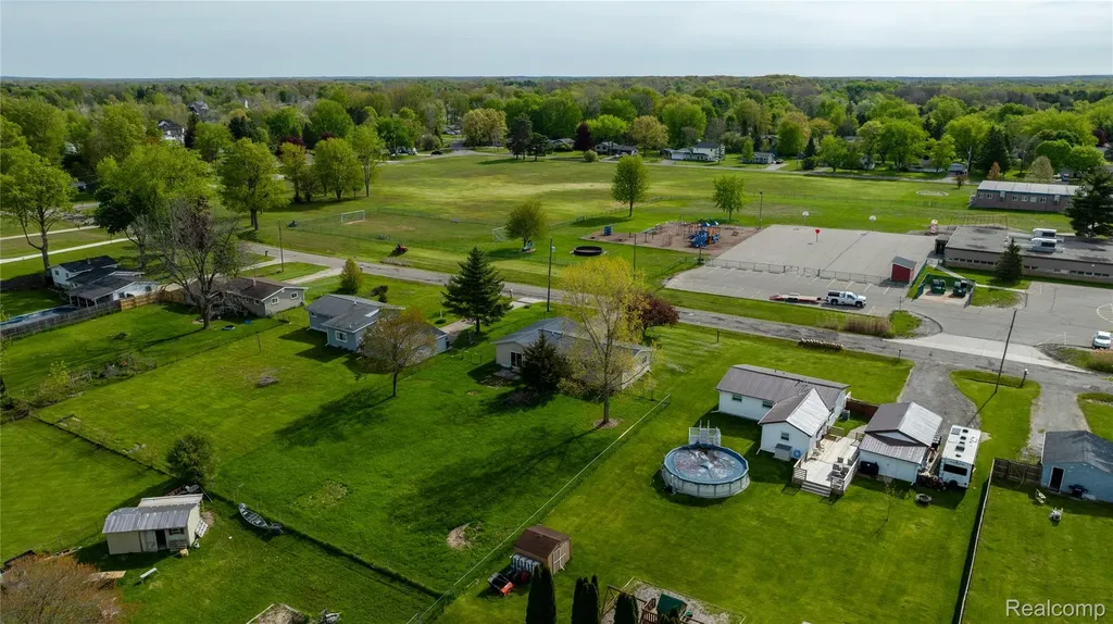 5410 Rushmore Pass Grand Blanc Charter Township MI 48439
