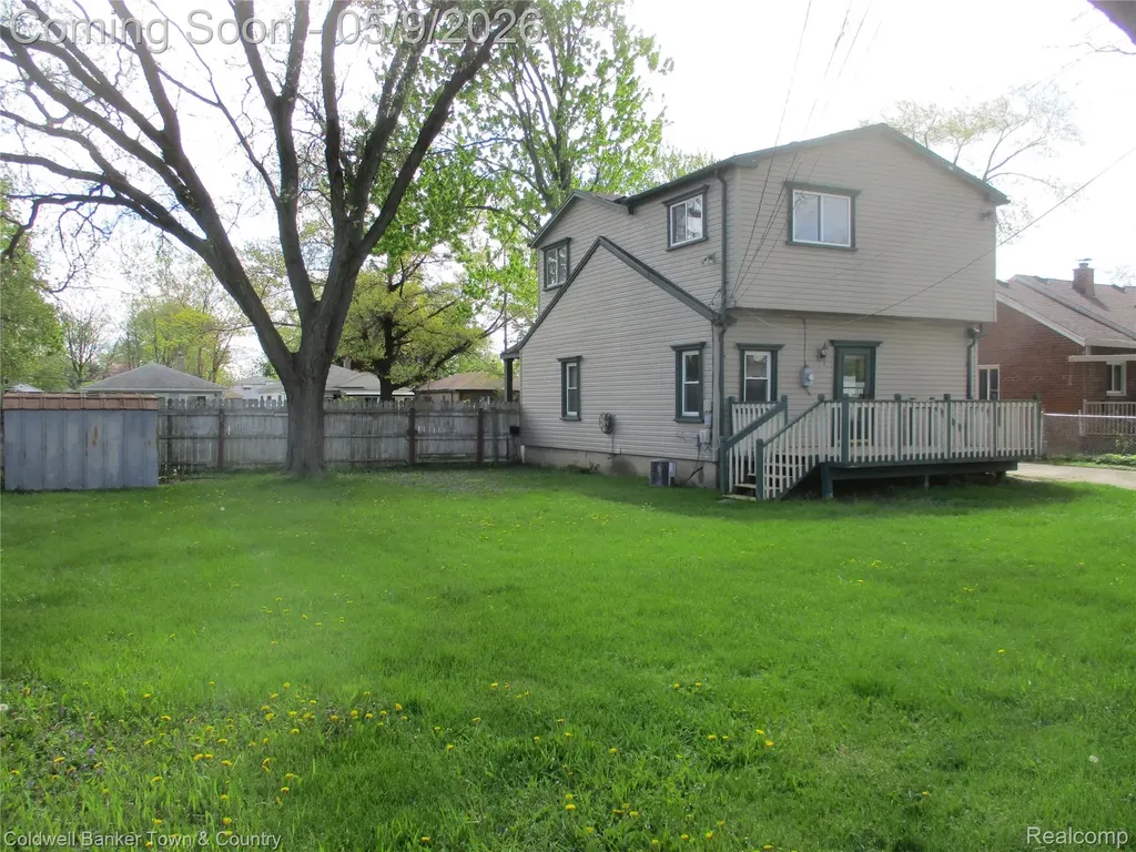 5656 Monroe Street Dearborn Heights City MI 48125