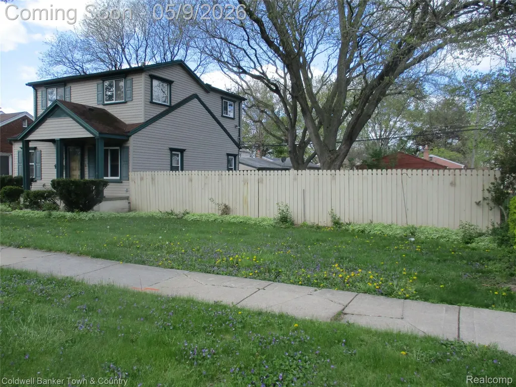 5656 Monroe Street Dearborn Heights City MI 48125