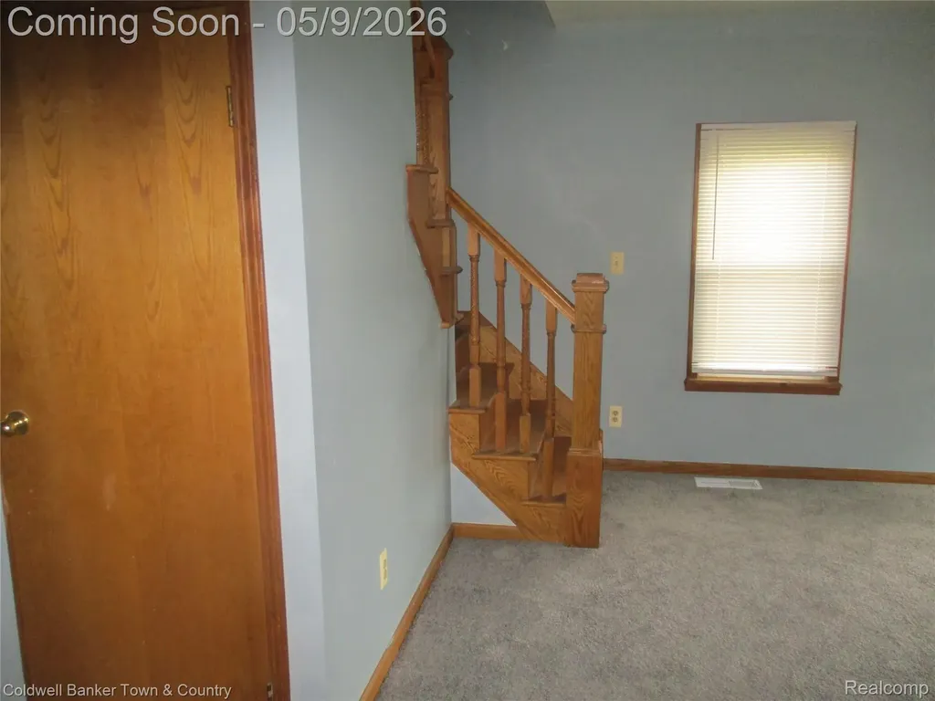 5656 Monroe Street Dearborn Heights City MI 48125