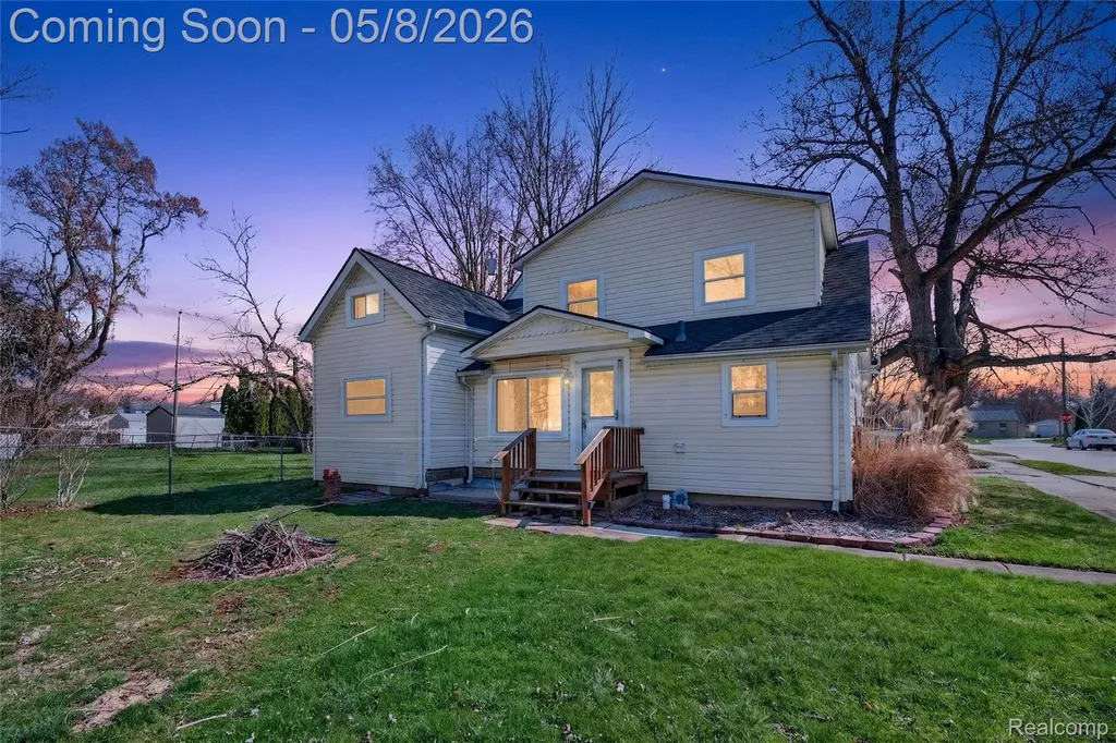29157 S Wesley Avenue Flat Rock City MI 48134