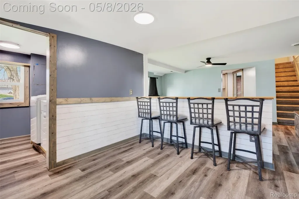 29157 S Wesley Avenue Flat Rock City MI 48134