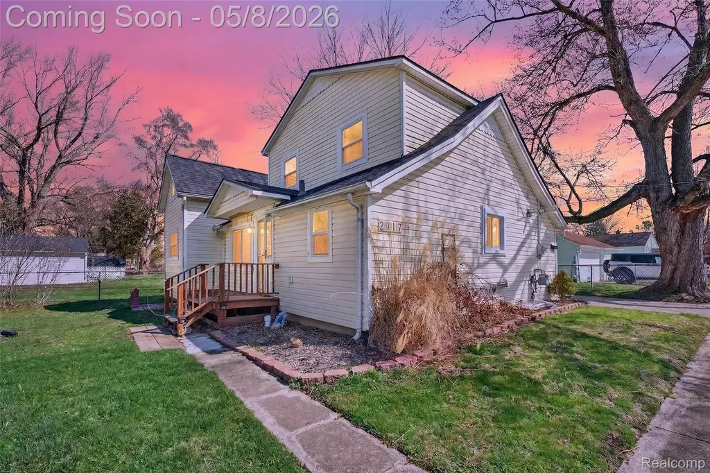 29157 S Wesley Avenue Flat Rock City MI 48134