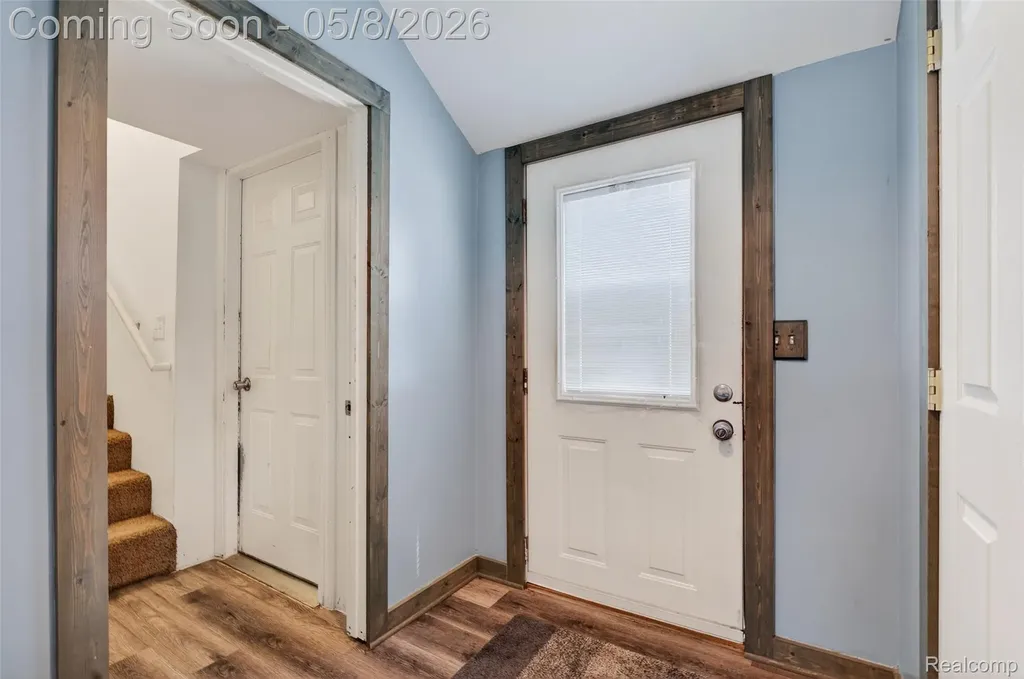 29157 S Wesley Avenue Flat Rock City MI 48134
