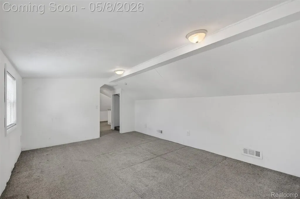 29157 S Wesley Avenue Flat Rock City MI 48134