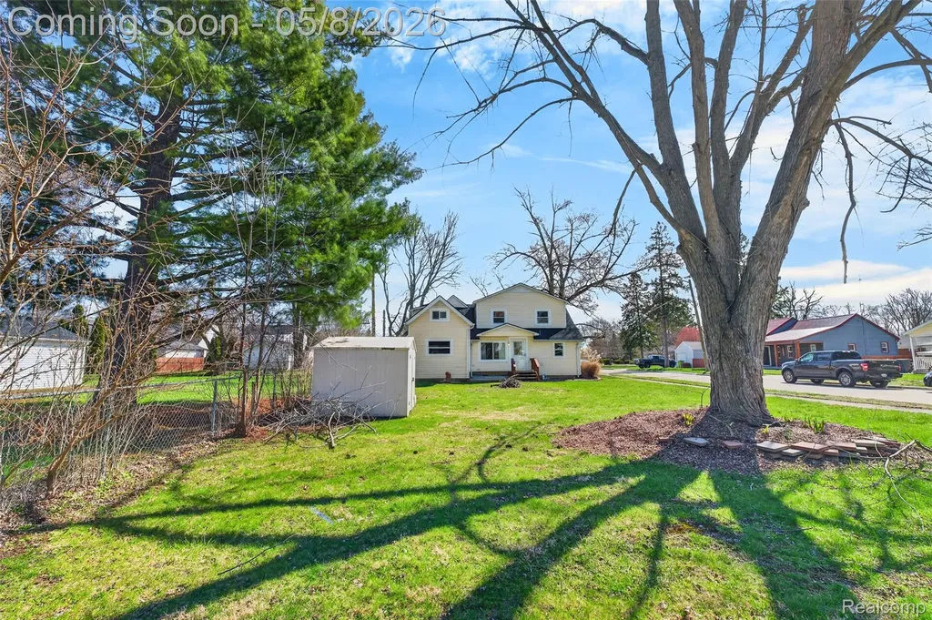 29157 S Wesley Avenue Flat Rock City MI 48134