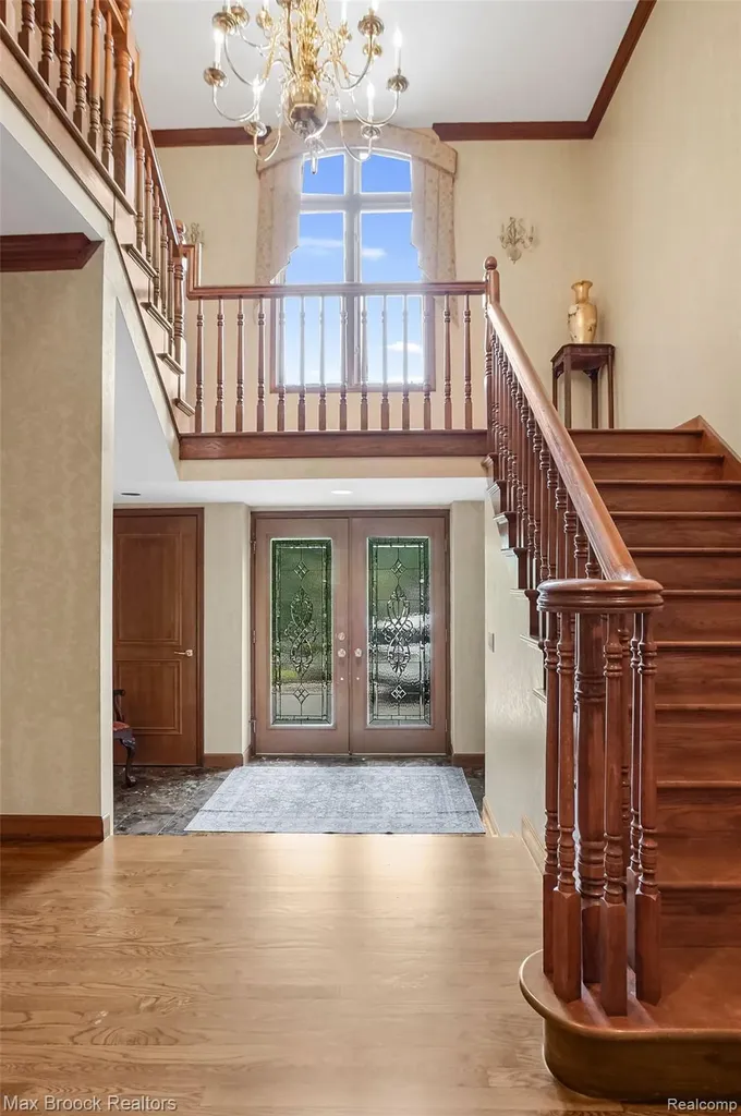 60 Kingsley Manor Drive Bloomfield Hills City MI 48304