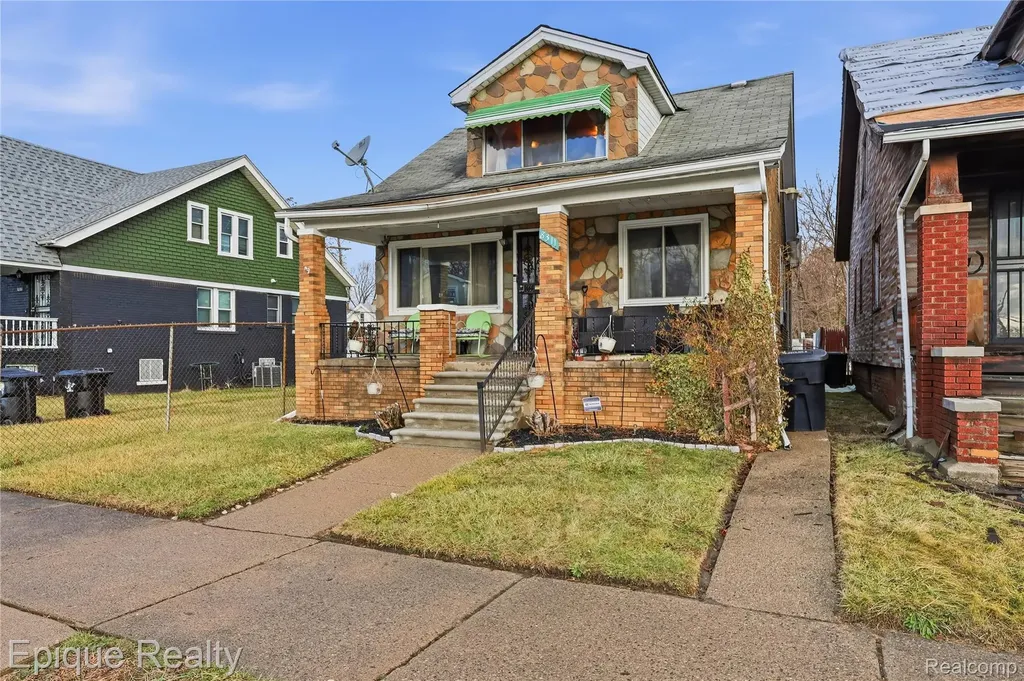 8311 Olympia Street Detroit City MI 48213