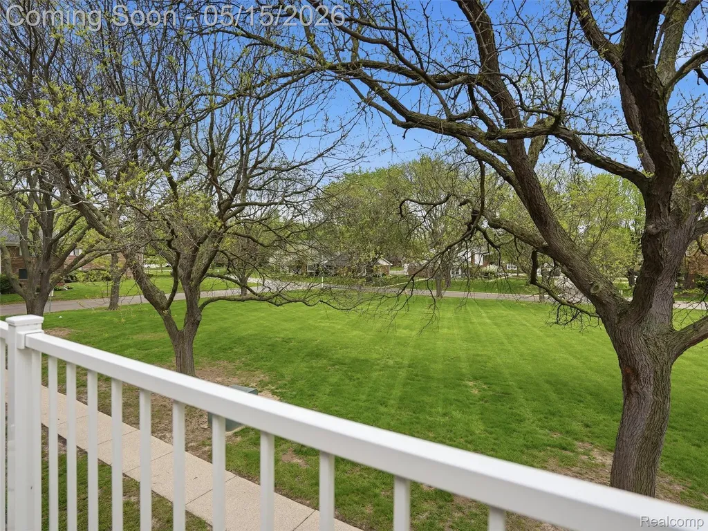 42231 Toddmark Lane Clinton Charter Township MI 48038