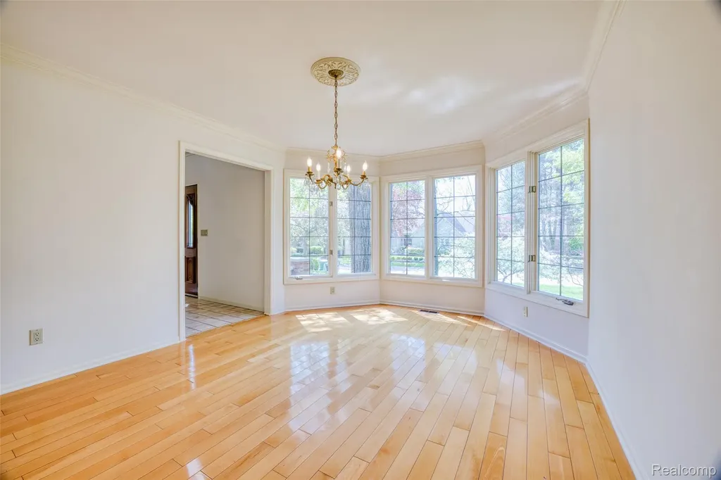 27966 Trailwood Court Farmington Hills City MI 48331