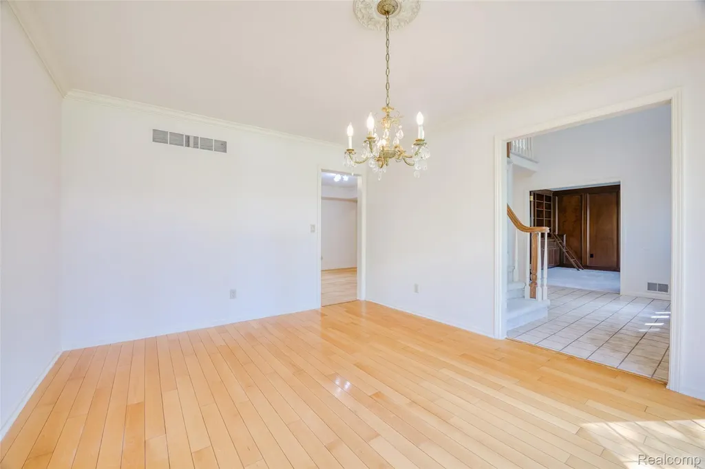 27966 Trailwood Court Farmington Hills City MI 48331