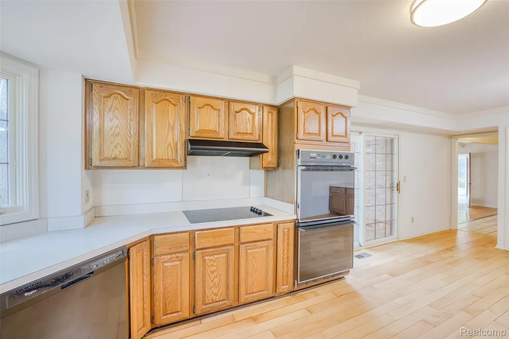 27966 Trailwood Court Farmington Hills City MI 48331