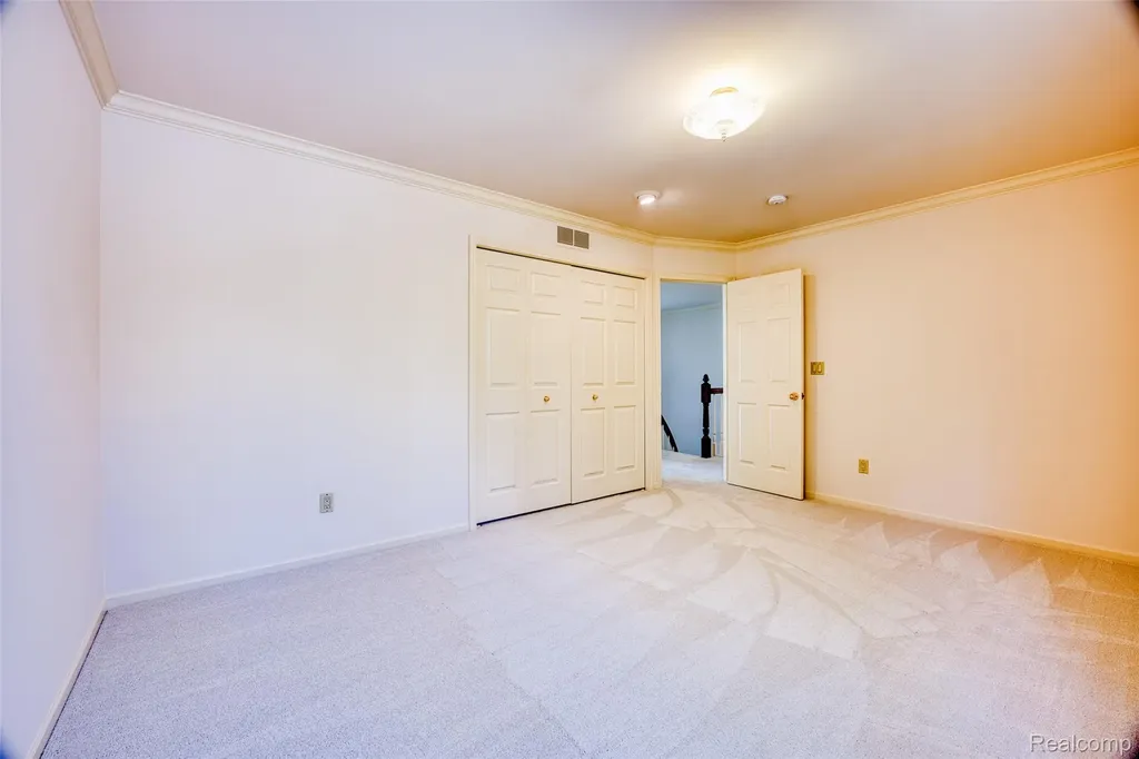 27966 Trailwood Court Farmington Hills City MI 48331