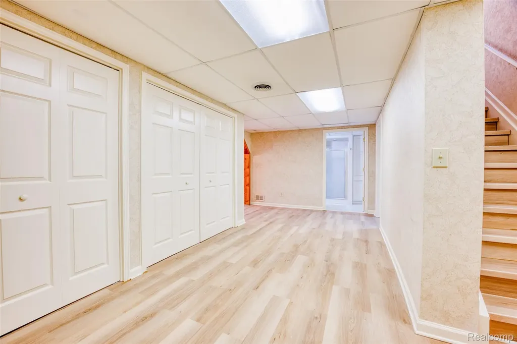 27966 Trailwood Court Farmington Hills City MI 48331