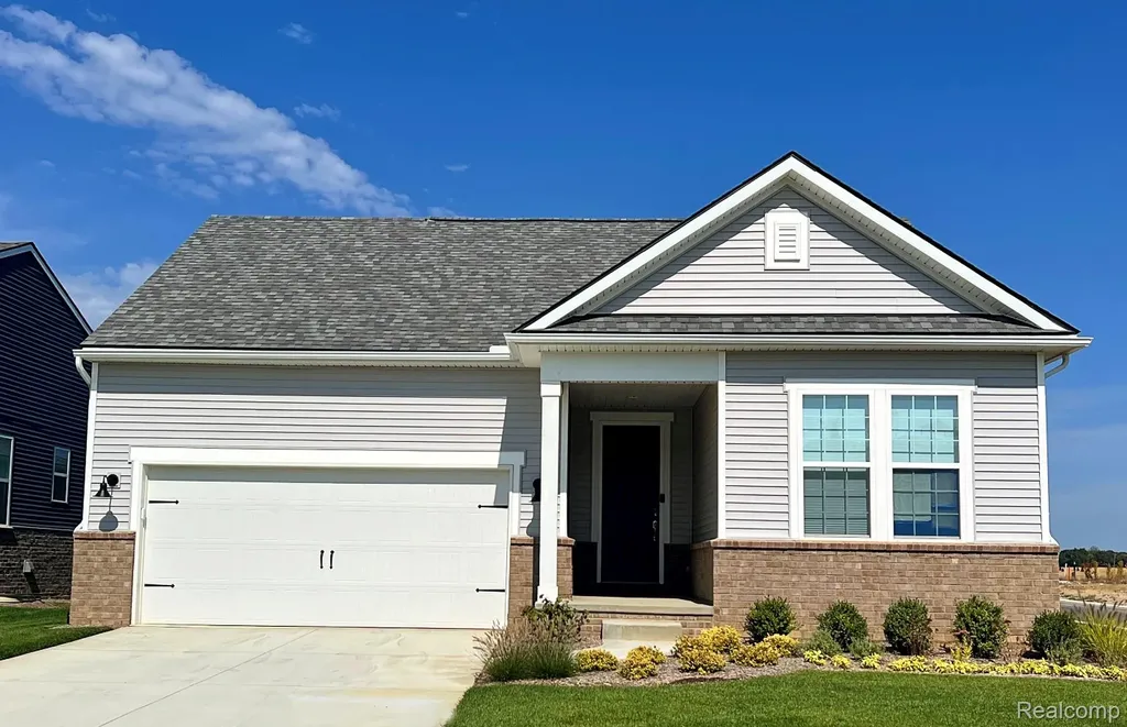 5330 Paisley Circle Milford Charter Township MI 48381