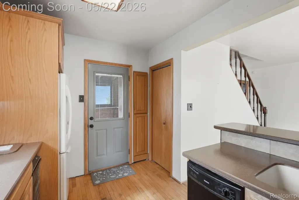 18616 Ruth Street Melvindale City MI 48122