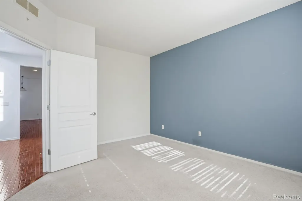 2240 Paddock Lane Canton Charter Township MI 48188