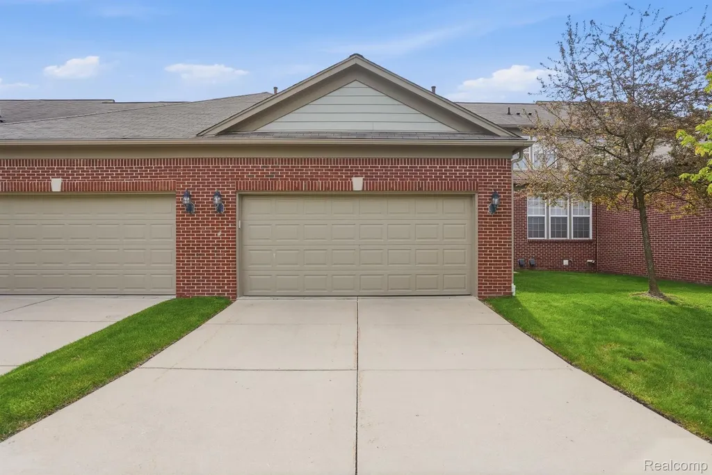 2240 Paddock Lane Canton Charter Township MI 48188