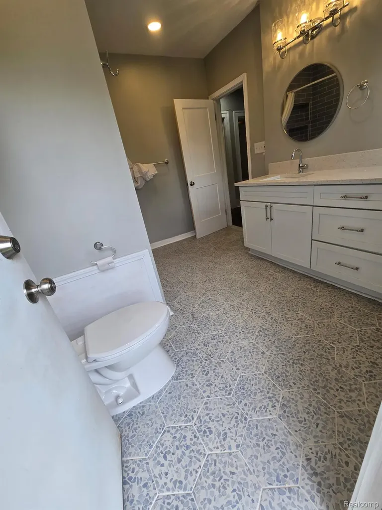 2534 Lamothe Street Detroit City MI 48206
