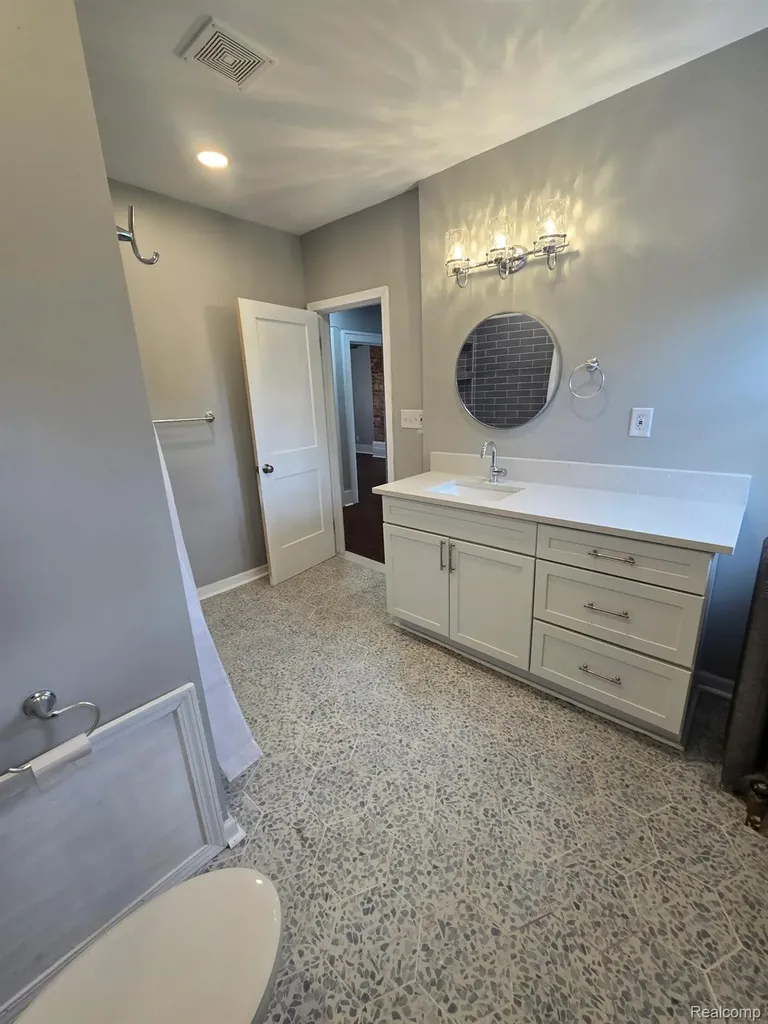 2534 Lamothe Street Detroit City MI 48206