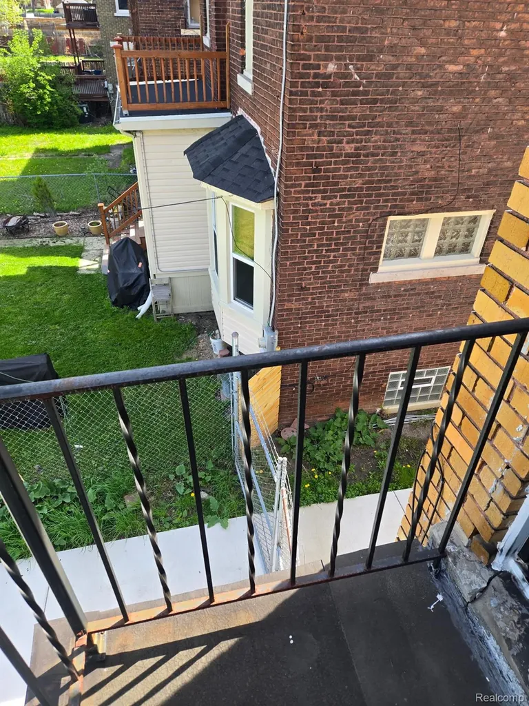 2534 Lamothe Street Detroit City MI 48206