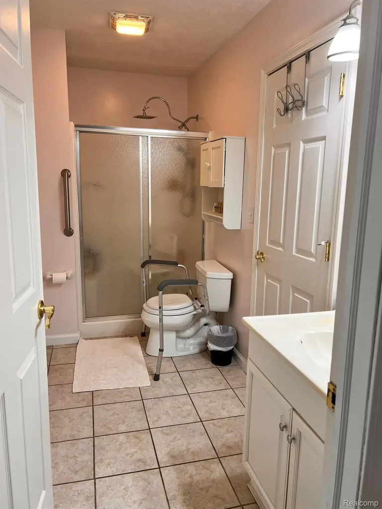 320 Roller Way Mayville Village MI 48744