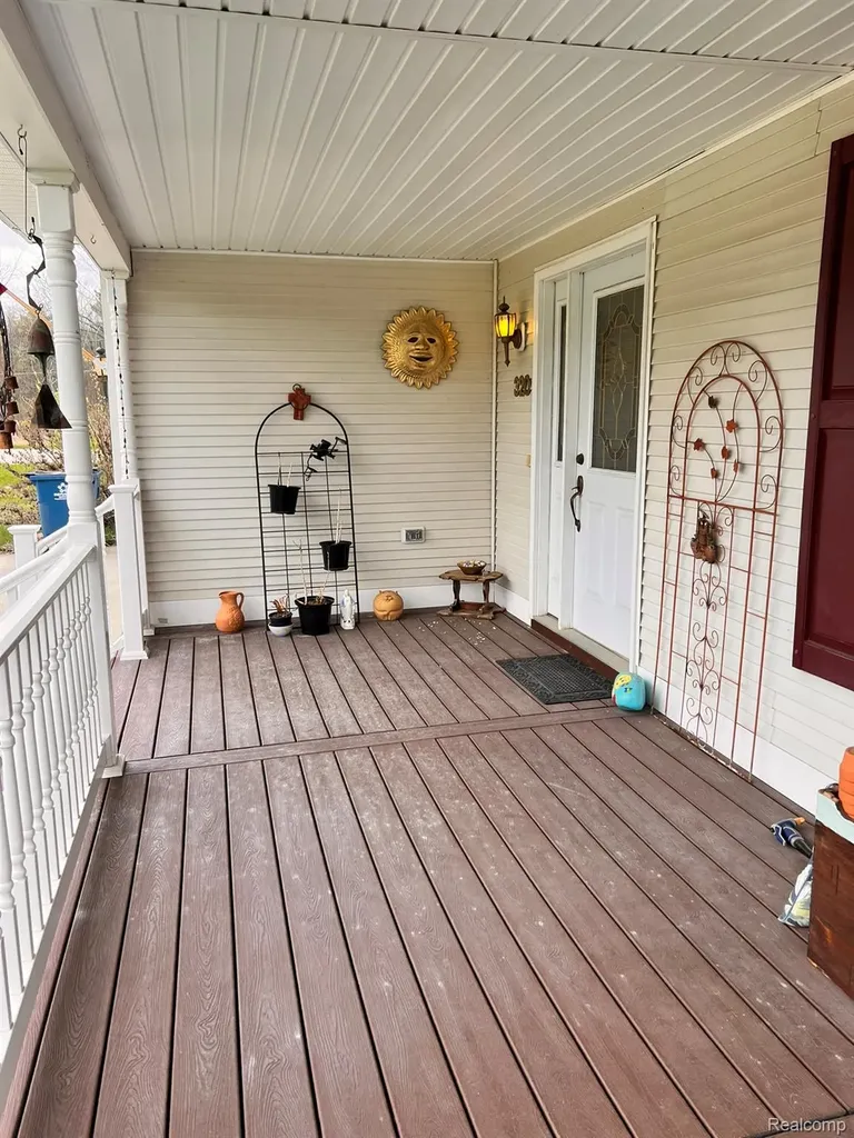320 Roller Way Mayville Village MI 48744