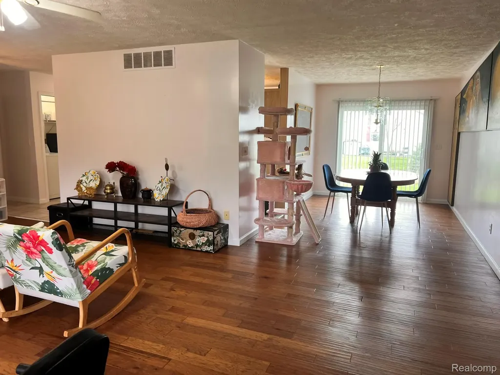 320 Roller Way Mayville Village MI 48744