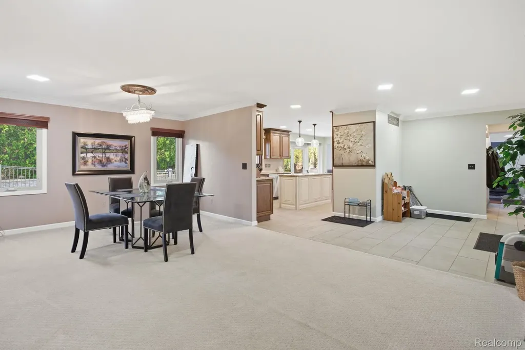 2411 Wixom Trail Milford Charter Township MI 48381