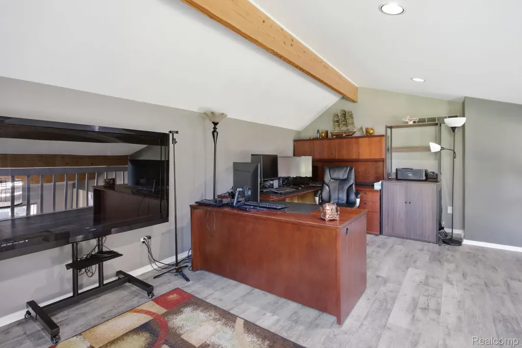 2411 Wixom Trail Milford Charter Township MI 48381