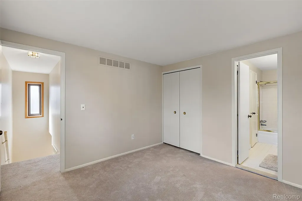 2905 Moon Lake Drive West Bloomfield Charter Township MI 48323