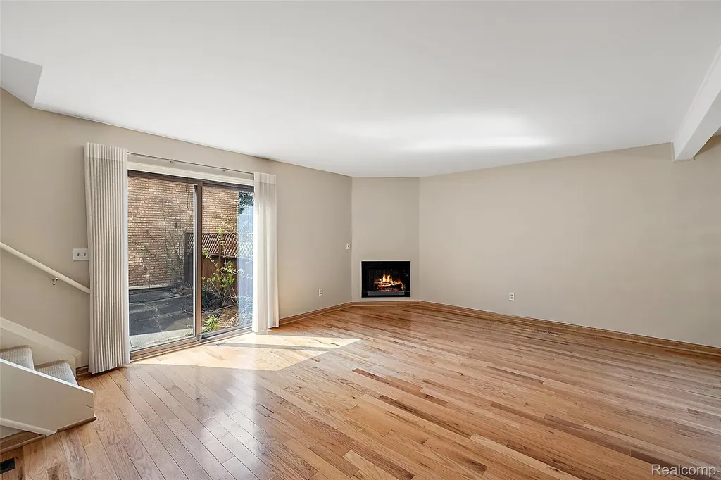 2905 Moon Lake Drive West Bloomfield Charter Township MI 48323