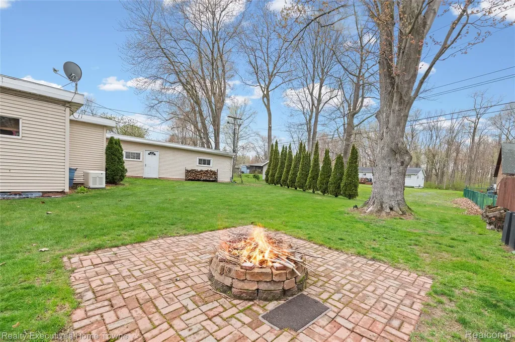 3368 Clyde Drive Burtchville Township MI 48059