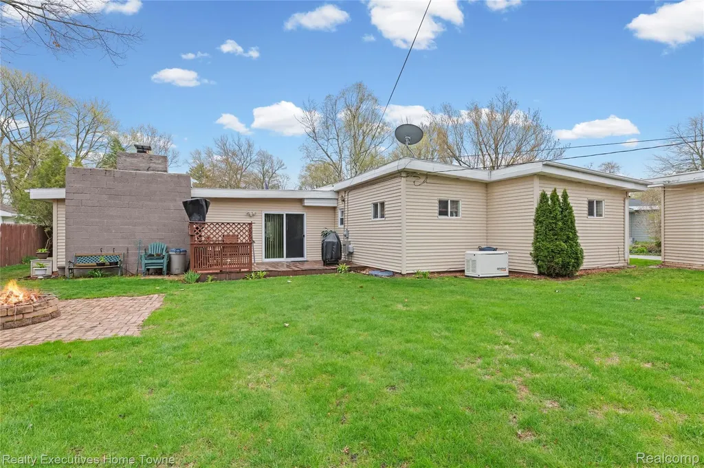 3368 Clyde Drive Burtchville Township MI 48059