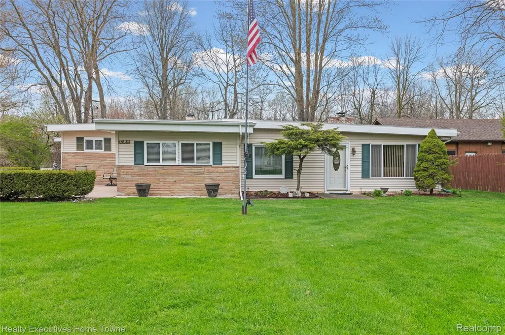 3368 Clyde Drive Burtchville Township MI 48059