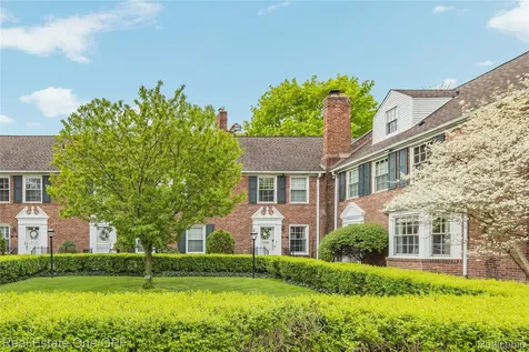 16904 Saint Paul Street Grosse Pointe City MI 48230