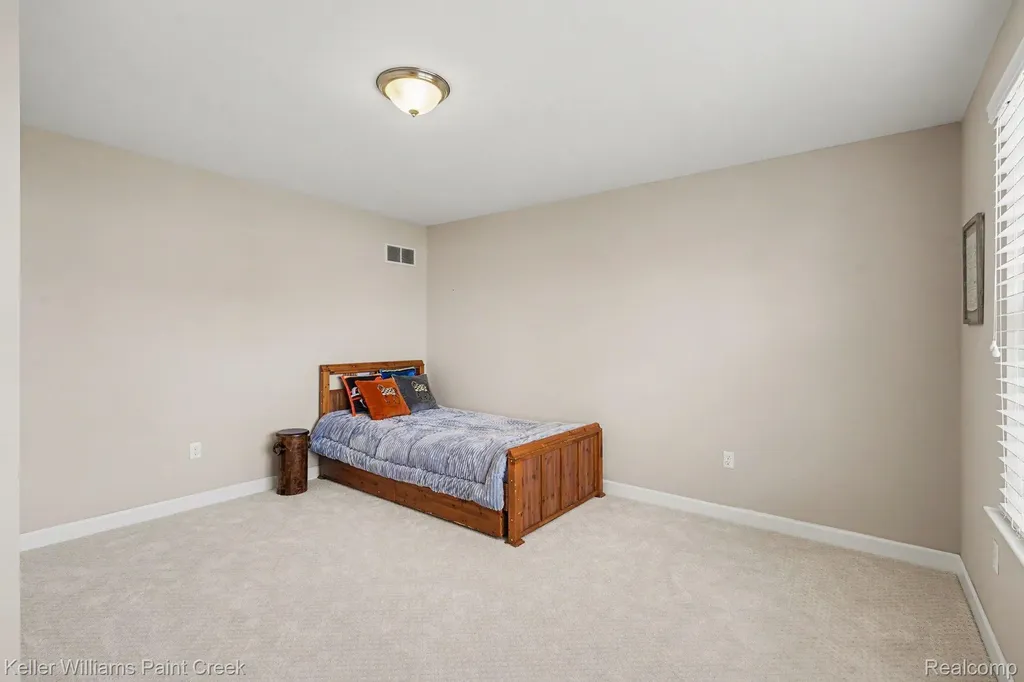 4846 E Stonegate Circle Orion Charter Township MI 48359