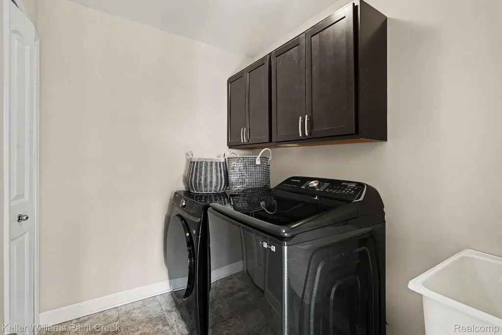 4846 E Stonegate Circle Orion Charter Township MI 48359